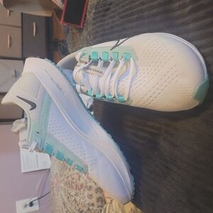 Nike Downshifters Women's White and Teal Athletic Shoes